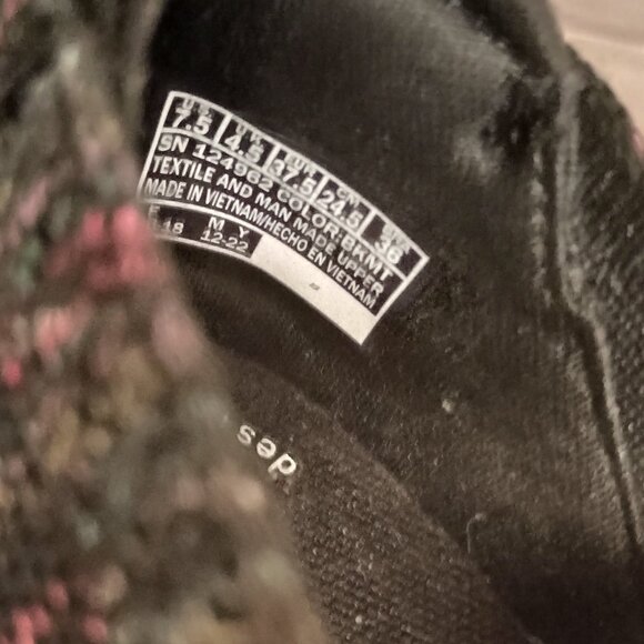 Sketchers Go Walk Women Slip On Sneakers Size 7.5 Black Multi Colored - Picture 14 of 16